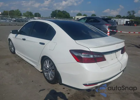 2017 Honda Accord Sport Se z USA, uszkodzony, nr VIN 1HGCR2F17HA040887